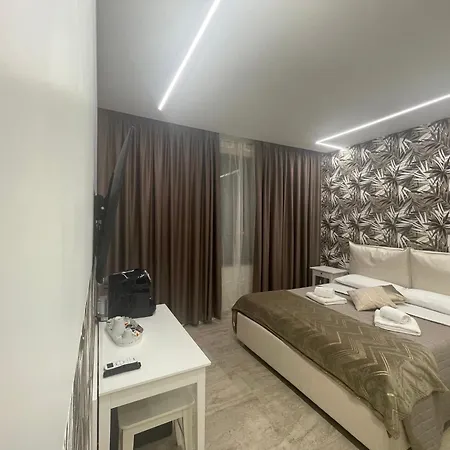 Oda ve Kahvaltı Bobbio 4*
